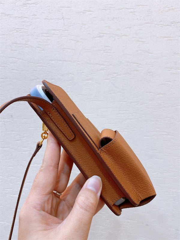 Close-up detail of balanced bag design