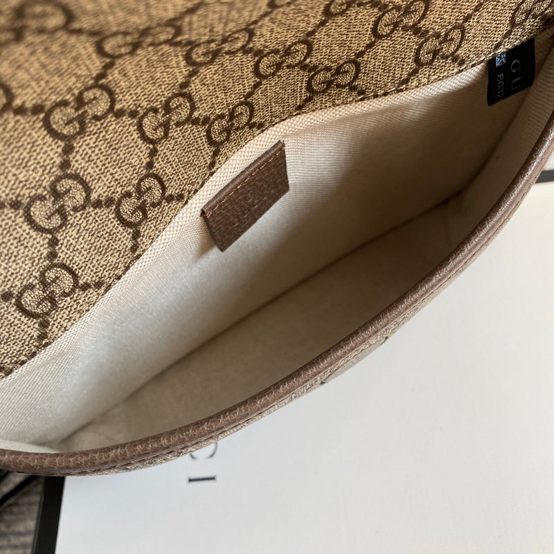 Side profile of refined statement women's handbag – women's designer-style accessory