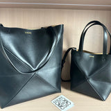 Ziva's Charm handbag – detail view (16.5cm*9.5cm*20cm)