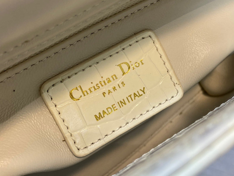 Close-up detail of statement sleek women's handbag – women's luxury handbag