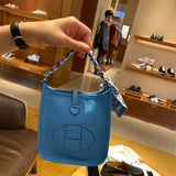  Minimalist shoulder bag front view 13