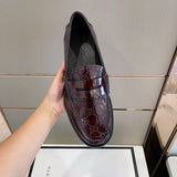 Gucci soft grey luxury sneakers view 7 chunky sole construction