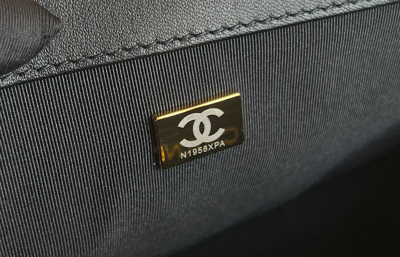  handbag, mid everyday style, image 9