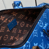  everyday tote bag styled with outfit