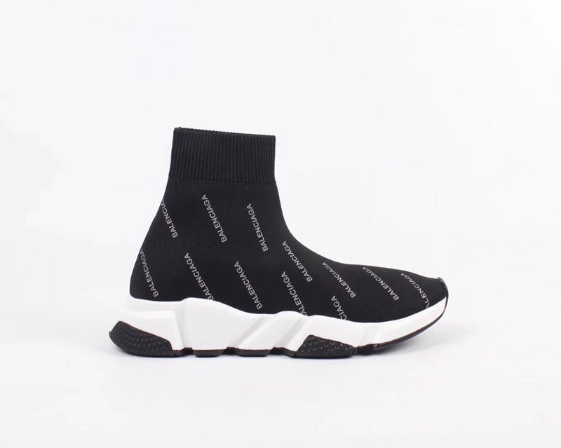 Zivas Charm Modern Minimalist Look Designer Shoes (Signature Everyday Silhouette) – Close-Up Detail