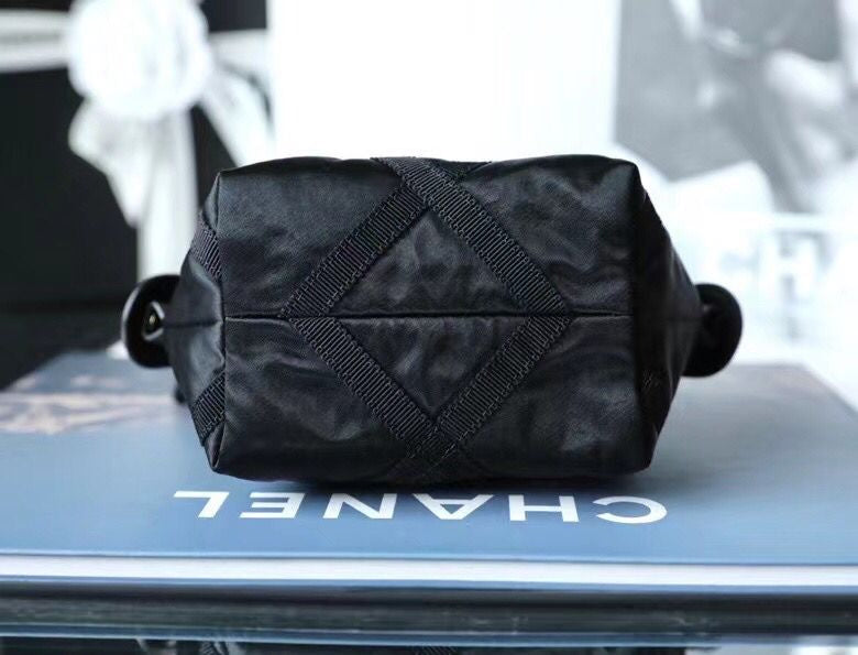  compact purse view 3