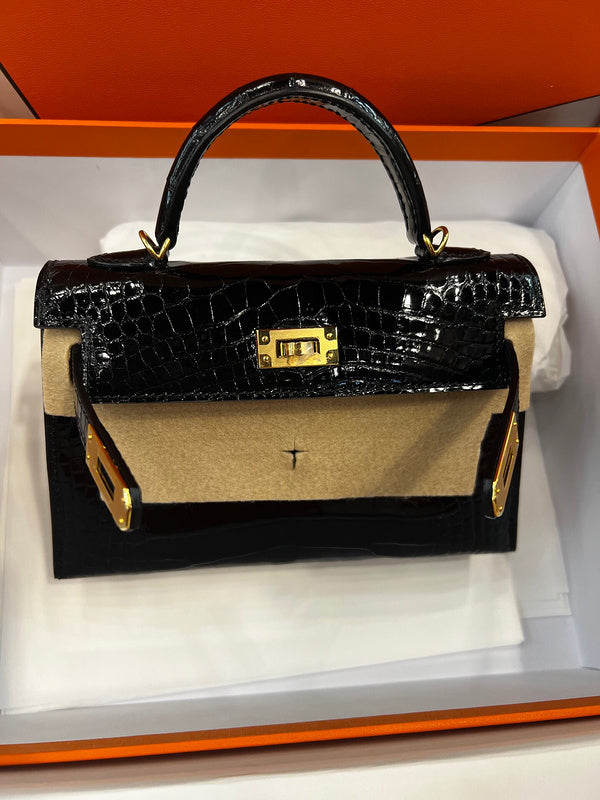 Everyday-Ready handbag styled for everyday wear