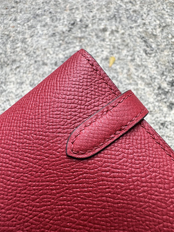 Interior view of everyday-ready premium bag