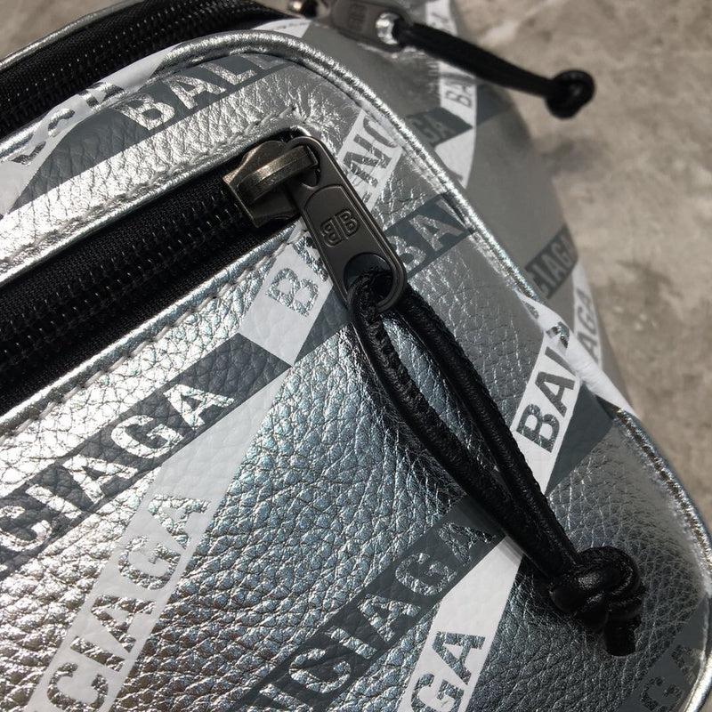 Contemporary Vegan Leather Handbag - Everyday Elegance | Women's Premium Handbag #236 - back view (image 4) of designer-inspired handbag