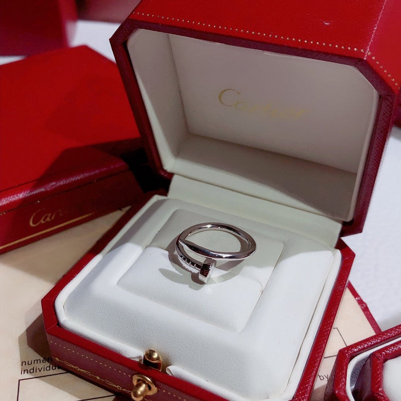 Front view of Cartier unisex jewelry piece