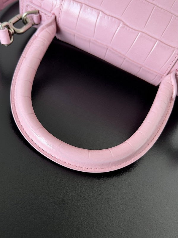 Zivas Charm Classic Sensibility Statement Handbag (Modern Wardrobe Staple) – Close-Up Detail