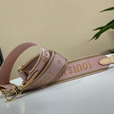  everyday crossbody bag detail view showing craftsmanship 14