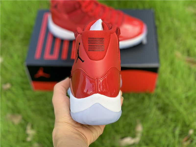 Side profile of Nike bold contrast sneakers minimalist modern build