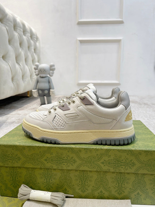 Gucci classic monochrome luxury sneakers view 10 low-top design