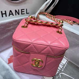  women's handbag, versatile design, view 3