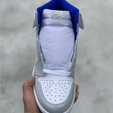 Nike Men's & Women's Designer Lifestyle Shoes — Style 020 angle view