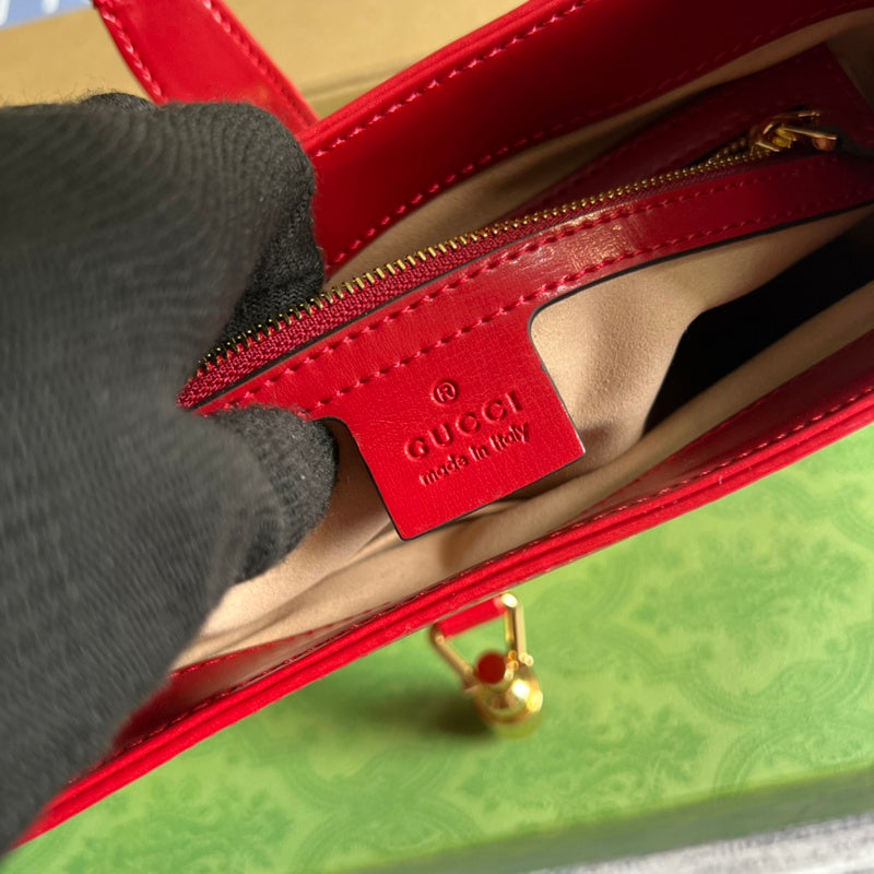 Close-up detail of sleek refined women's handbag – women's everyday handbag