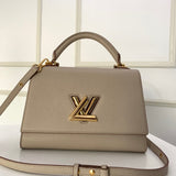 Side profile of statement everyday-luxe women's handbag – women's designer-style accessory