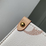  streamlined everyday bag styled with outfit