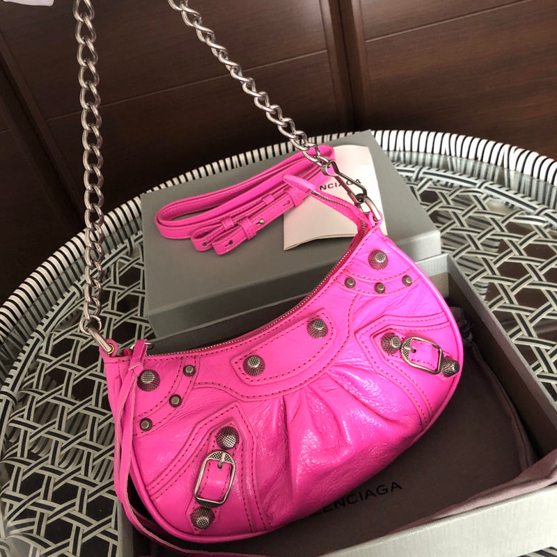 Styled lifestyle shot of modern polished women's handbag – women's designer-style accessory