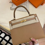 Effortless handbag styled for everyday wear