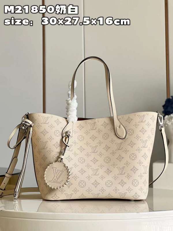 Close-up detail of chic premium women's handbag – women's premium purse