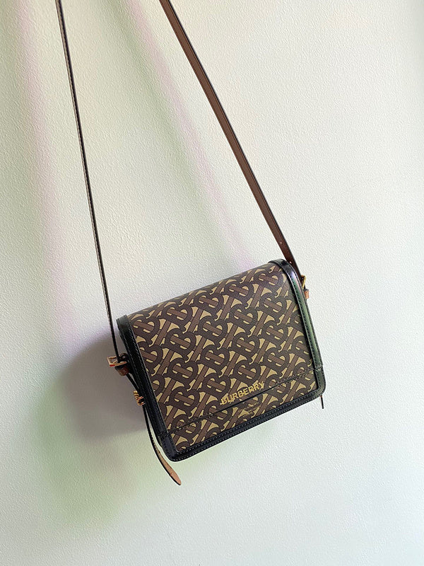 Ziva's Charm handbag – side angle view (one versatile size)