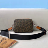 Ziva's Charm handbag – detail view (23cm*5cm*15cm)