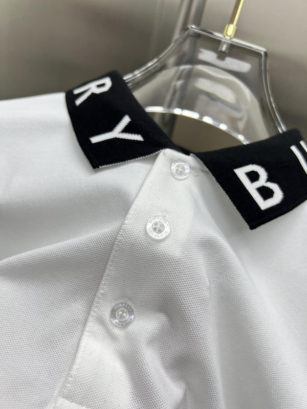 Front view of Burberry luxury piece style No.162