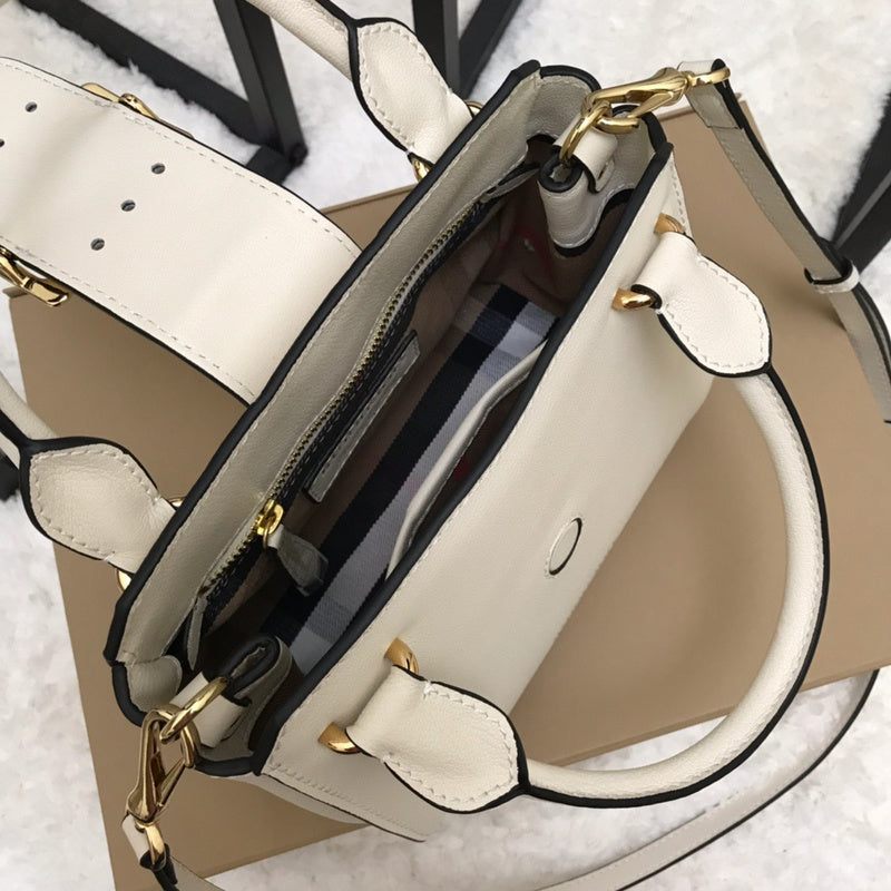 Ziva's Charm handbag – product shot (one versatile size)