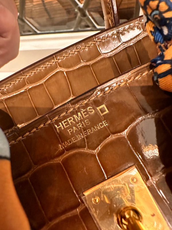 Interior view of everyday-ready premium bag
