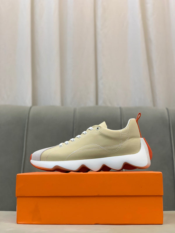 Hermes shoes Style 185 - side profile detail