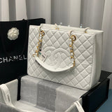  spacious purse view 1