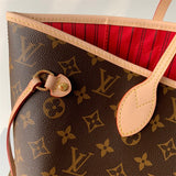  satchel close-up of hardware and finish 11