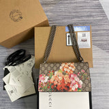 Front view of classic chic women's handbag – women's luxury accessory