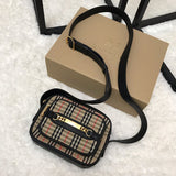 Ziva's Charm handbag – carry view (one versatile size)