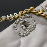  handbag, spacious everyday style, image 3