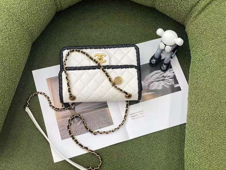  women's handbag, mid design, view 6