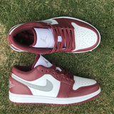 Nike clean off-white luxury sneakers view 7 premium leather build