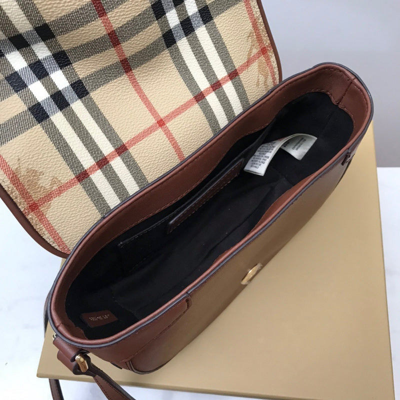 Ziva's Charm handbag – product shot (one versatile size)