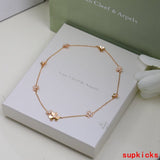 Full view of Van Cleef & Arpels unisex jewelry piece