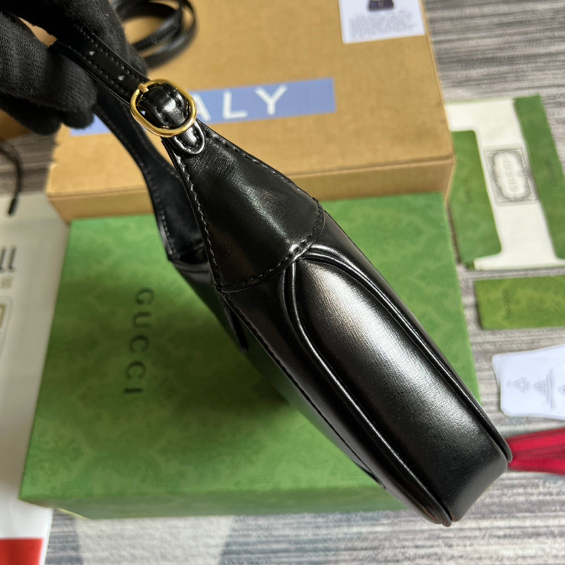 Side profile of structured everyday-luxe women's handbag – women's premium purse