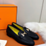 Hermès Tan Pointed-Toe Stiletto Heels - Side Profile View