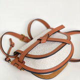 Ziva's Charm handbag – detail view (21cm*12.5cm*9cm)