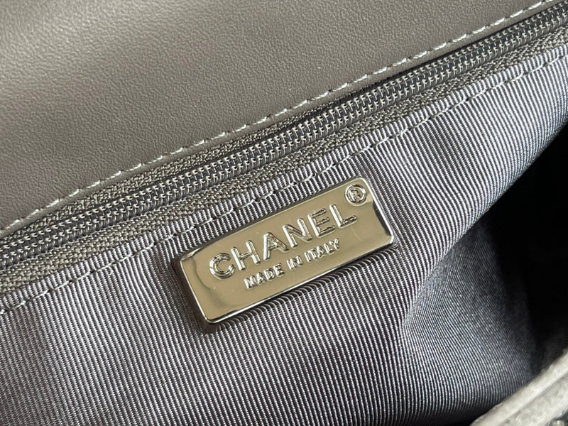  mid purse view 9
