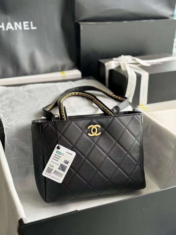 Zivas Charm Versatile Design Everyday Handbag (Elevated Daily Companion) – Full Silhouette
