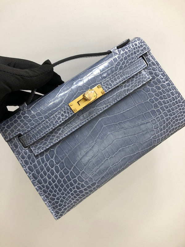 Smart handbag styled for everyday wear