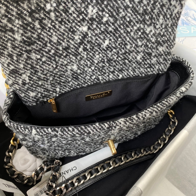  handbag, versatile everyday style, image 2