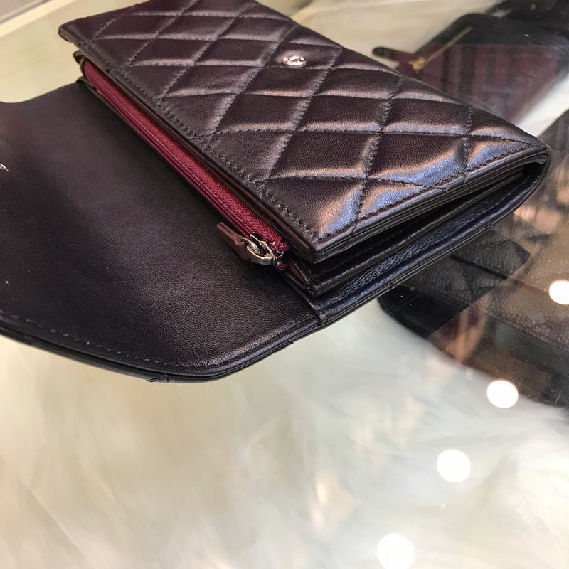 Zivas Charm Classic Sensibility Everyday Handbag (Timeless Wardrobe Addition) – Styled Look