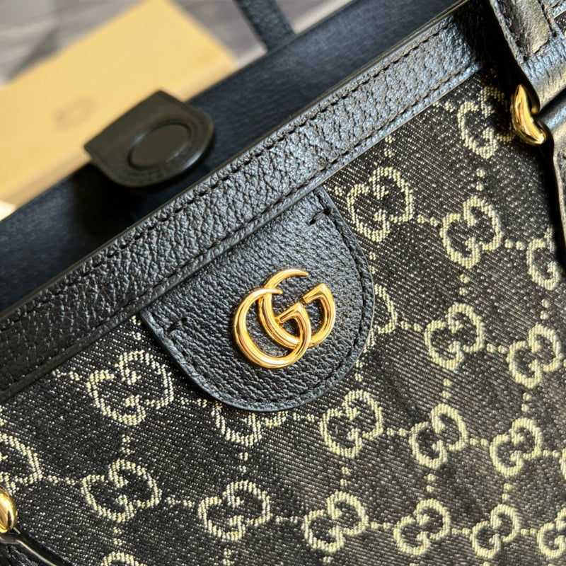 Front view of signature sleek women's handbag – women's luxury accessory